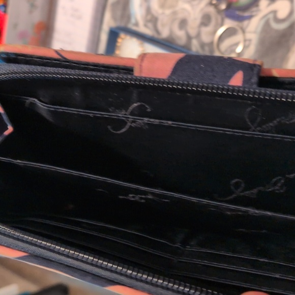 Vera Bradley Floral Patterned Wristlet Wallet - Picture 3 of 8